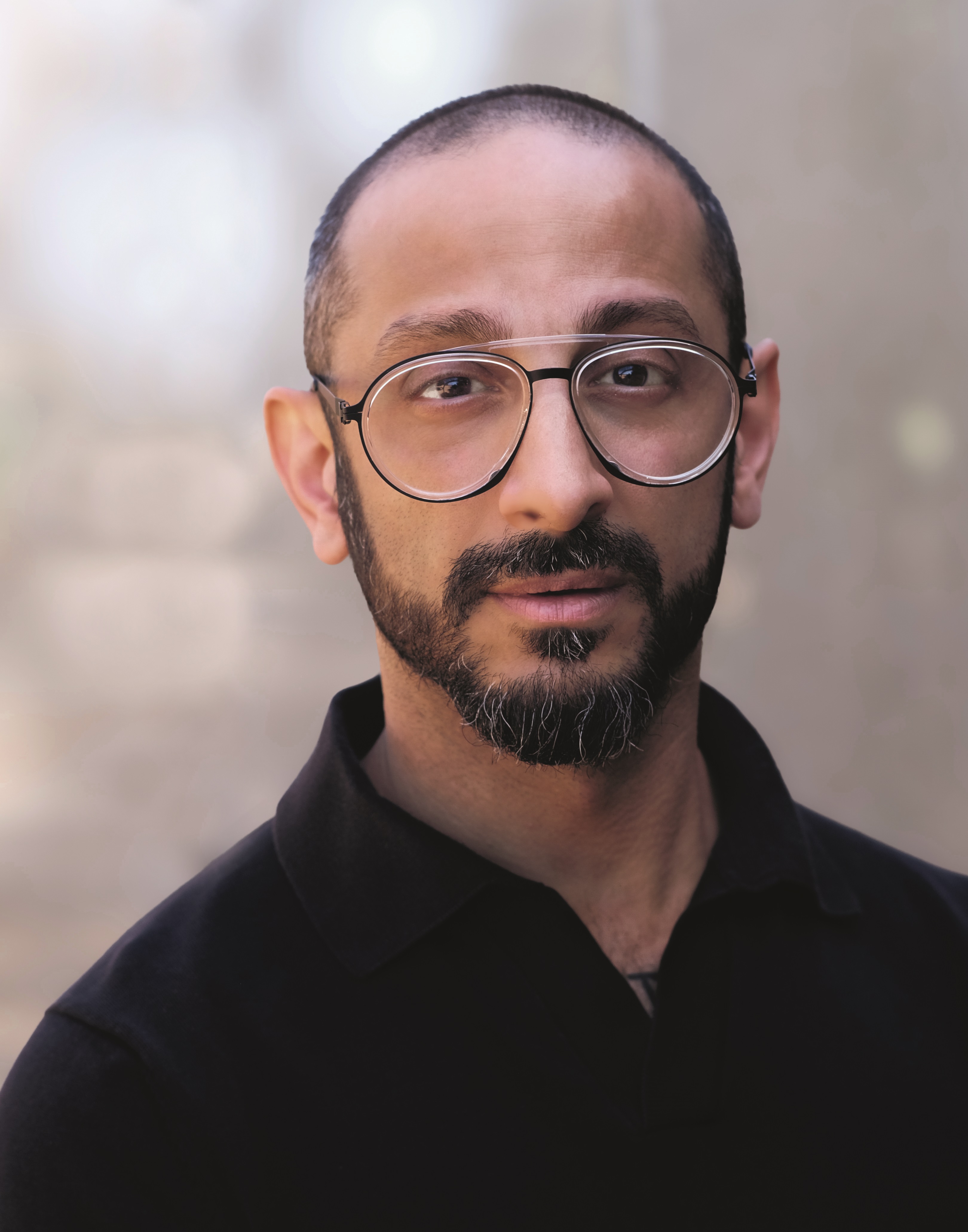 Veranstaltungsbild für Behzad Karim Khani liest "Als wir Schwäne waren"